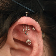 Load image into Gallery viewer, Cassiopeia Bar Threadless End (Various Stones)