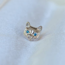 Load image into Gallery viewer, Cat Threadless End (Various Gemstone Eyes)