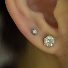 Load image into Gallery viewer, Tether Stella Threadless End (Various Gems)