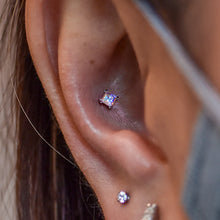 Load image into Gallery viewer, Princess Cut Prong Set Gem Threadless End