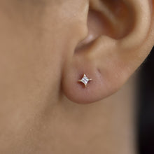 Load image into Gallery viewer, Corvin Threadless End