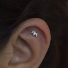 Load image into Gallery viewer, Triple Marquise Fan Threadless End (Various Colors)