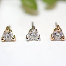 Load image into Gallery viewer, Gia 3 Prong Diamond Threadless End