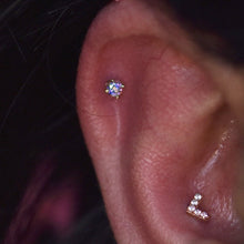 Load image into Gallery viewer, 4 Prong Gem Threadless End (Various Colors)