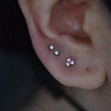 Load image into Gallery viewer, Prong-Set Gem Threadless End (Various Colors)