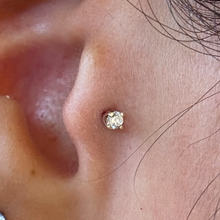 Load image into Gallery viewer, 4 Prong Gem Threadless End (Various Colors)