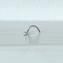 Load image into Gallery viewer, Titanium Nostril Screw with Diamond