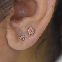 Load image into Gallery viewer, Dahlia Threadless End (Various Gems)