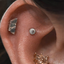 Load image into Gallery viewer, Alpha 08 Threadless End