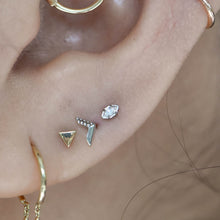 Load image into Gallery viewer, Marquise Cut Prong Gem Threadless End