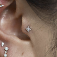 Load image into Gallery viewer, Zara Threadless End (Various Faceted Gems)