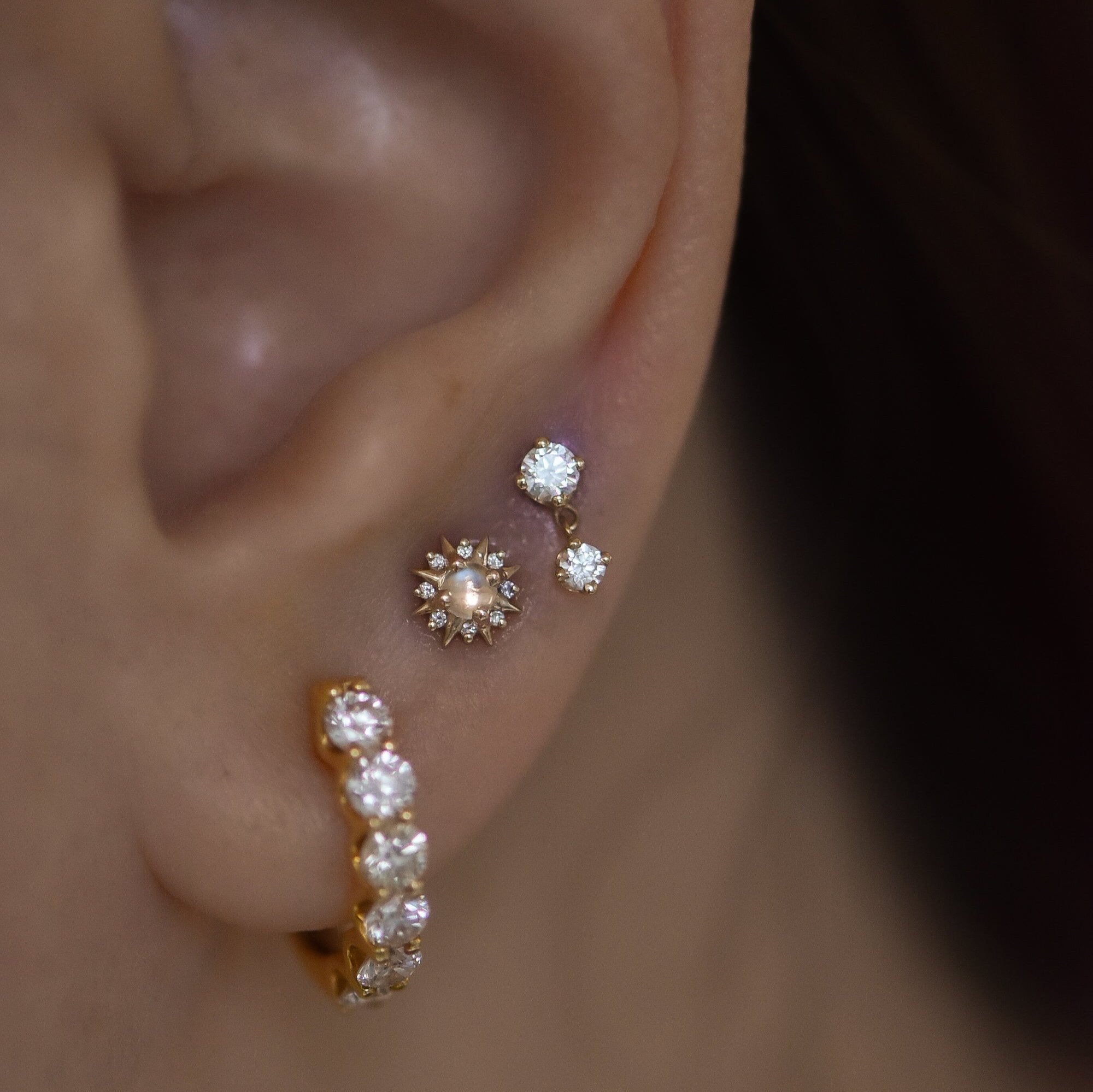 Surya Mini with Cabochon Gemstone Threadless End