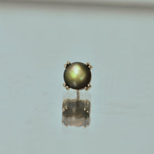 Load image into Gallery viewer, Cab Prong Threadless End (Various Gems)