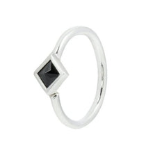 Load image into Gallery viewer, Mae Black Spinel Seamless Ring