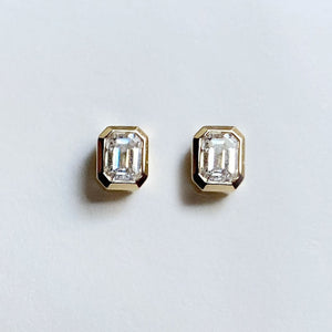 Emerald Solitaire Studs